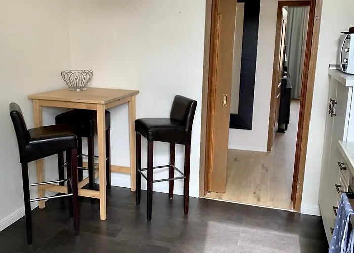 Lägenhet Helle Geraeumige Altstadtwohnung Am Hagentor *